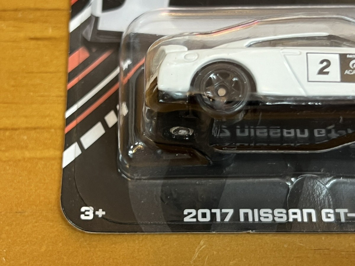 Hot Wheels 2017 Nissan GT-R R35 