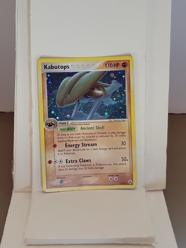 2006 Pokemon EX - Legend Maker Kabutops #7 Light Play Holo Read Description! 