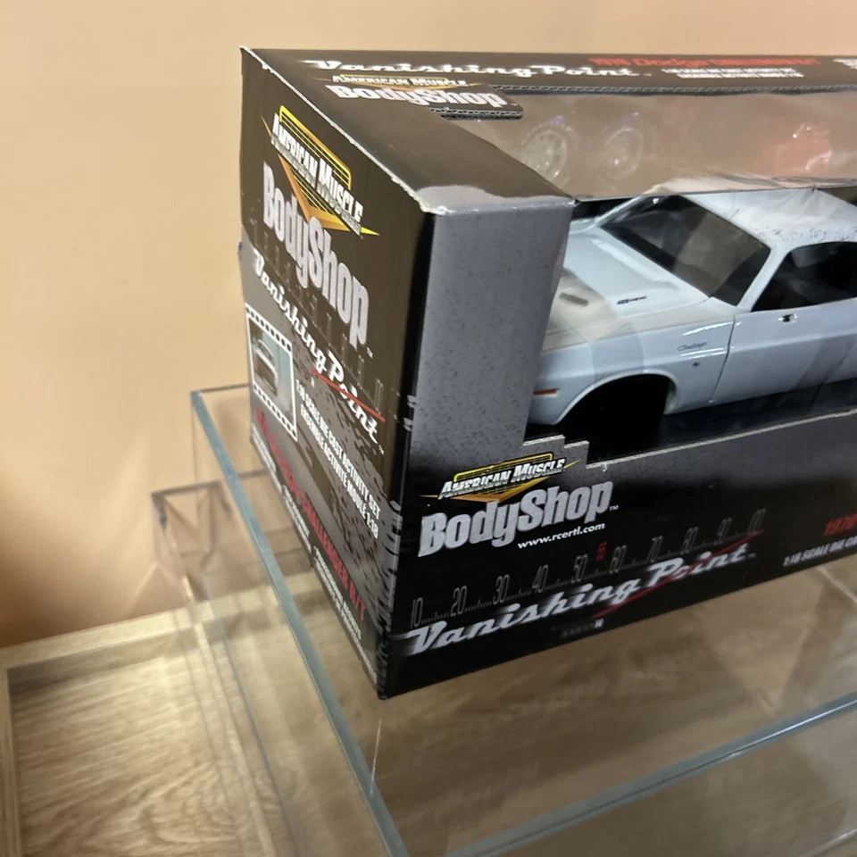 #1 "VANISHING POINT" ERTL 1970 DODGE CHALLENGER R/T KIT MODELO DE MONTAJE 1/18 MUY BUEN ESTADO Foto 4 de 4