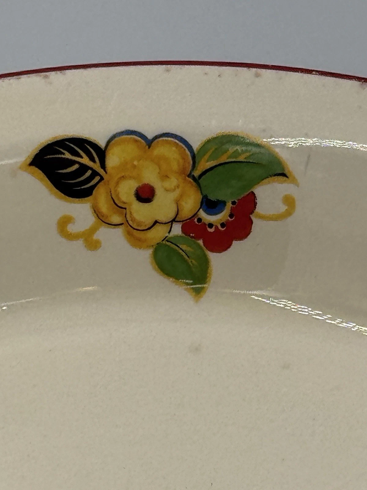 Vintage Ceramic Floral Pie Dish w/Red Rim, Cream, Yellow, Green, Black Accents
Opens in a new window