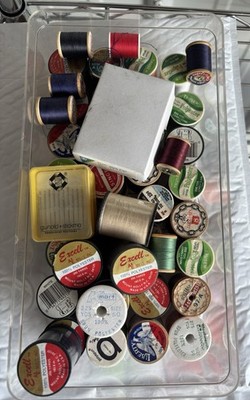 Huge Lot Of Coats Spade Poly 30 Plus Rolls Sewing Thread Spools Multicolor