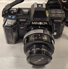 Minolta Maxxum 7000 35mm Film Camera with 50mm f1.7 Prime Lens 35-70mm Lens