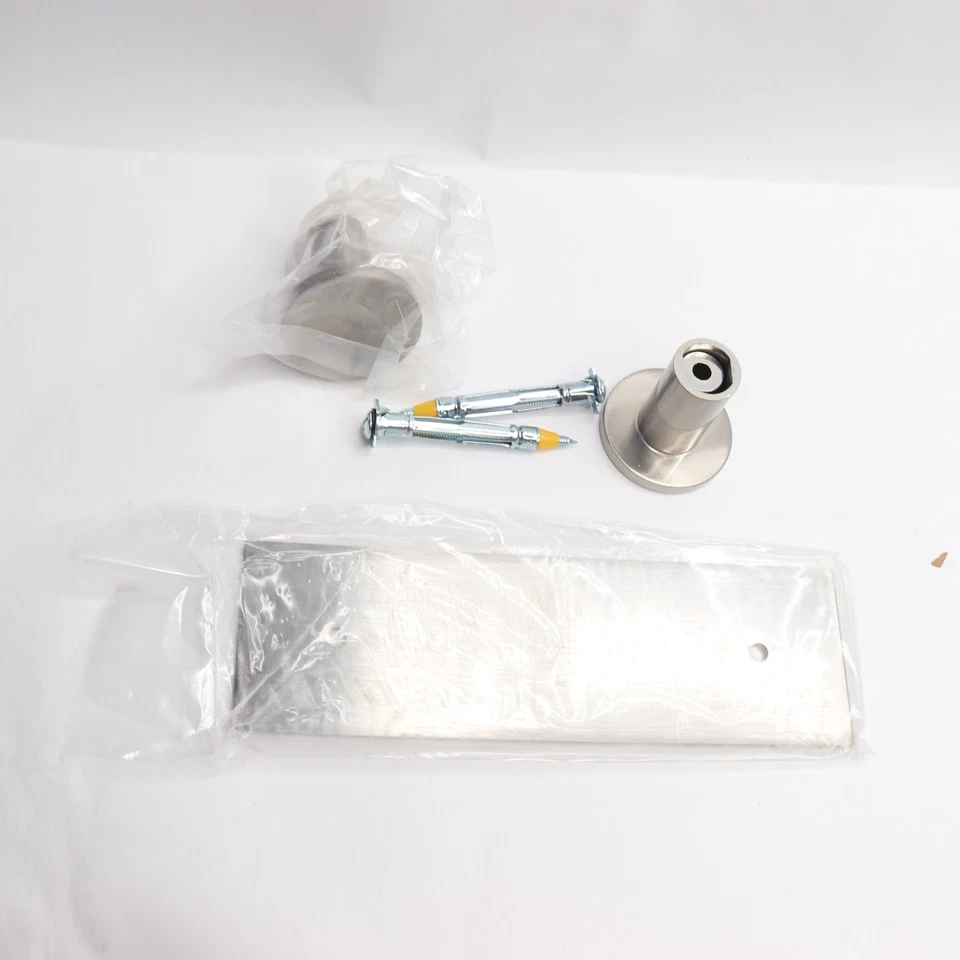 Gatco Moderno Glam Doble Gancho Níquel Satinado con Base de Montaje de 6.50" 1284MX Foto 4 de 4