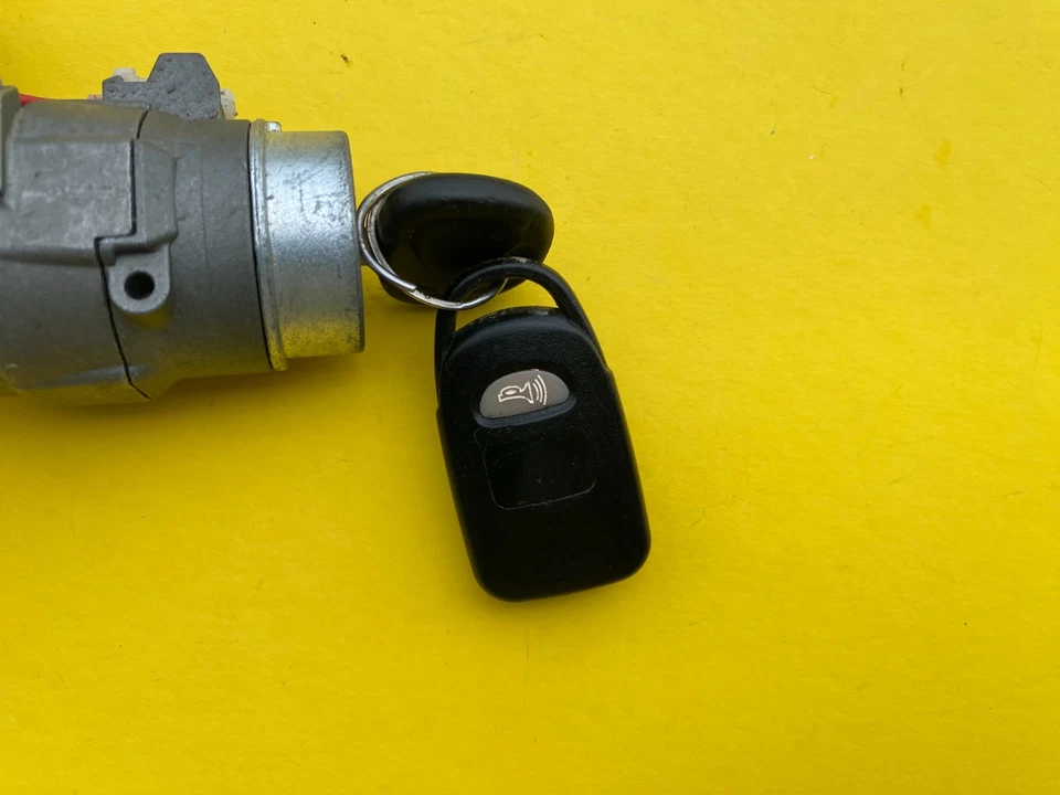Interruptor de encendido Hyundai Tucson 2012-2015 bloqueo con llave y cilindro OEM 81910-3W020 Foto 2 de 4