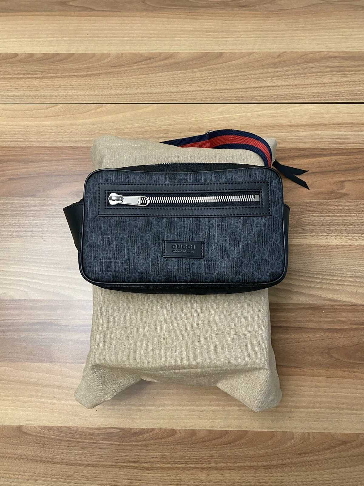 SAC CEINTURE NOIR TOILE SUPRÊME GUCCI GG ORIGINAL OCCASION POUR HOMME AVEC BOÎTE