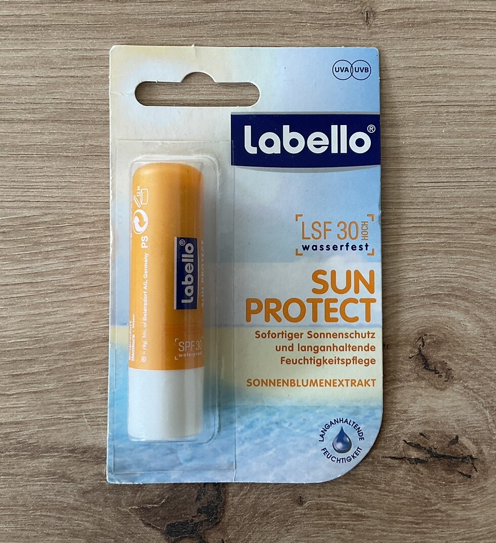 Bevola Lippenpflege Sun Protect Lsf 20 (3122,92€/kg) Labello Lippenpflege SUN PROTECT Wasserfest UVA UVB 4,8g