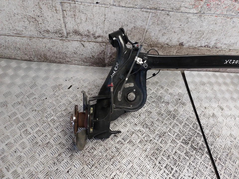 SUZUKI SX4 S-CROSS MK3 1.4 PETROL REAR SUBFRAME AXLE 2024 - Image 3 of 4