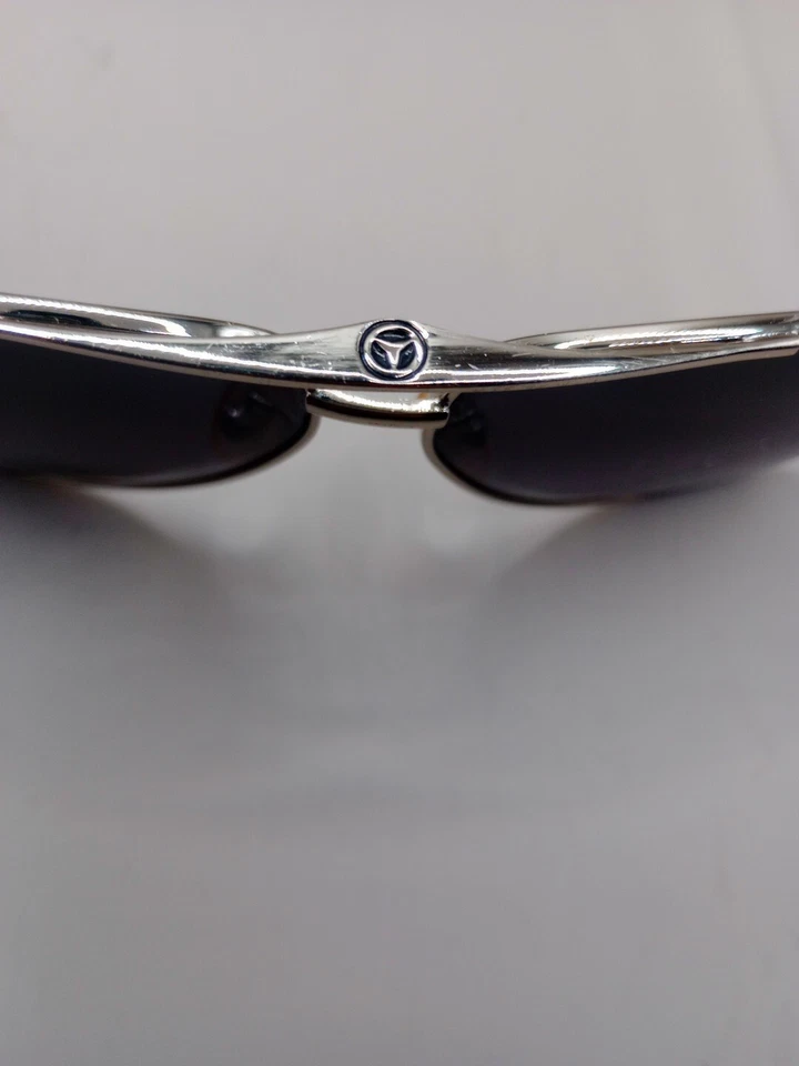 Gafas de sol Mercedes Benz Aviator MB737 negras y doradas hechas en Italia 65-12-130 Foto 3 de 4