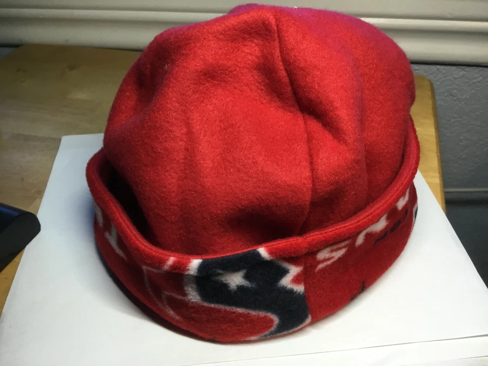 REVERSIBLE FLEECE NFL TEXAN HANDMADE ADULT BEANIE  - Image 4 of 4