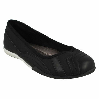 girls black ballet pumps