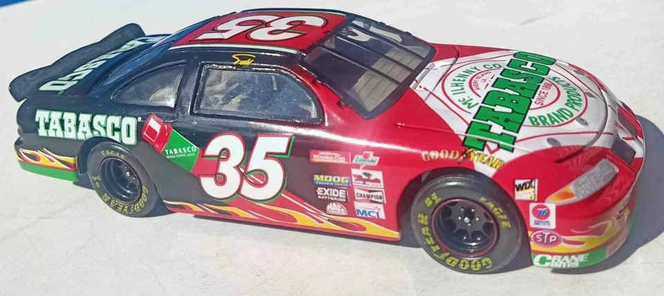 REVELL #35 TODD BODINE TABASCO VERMELHO 1/64 - NASCAR  - Imagem 3 de 3
