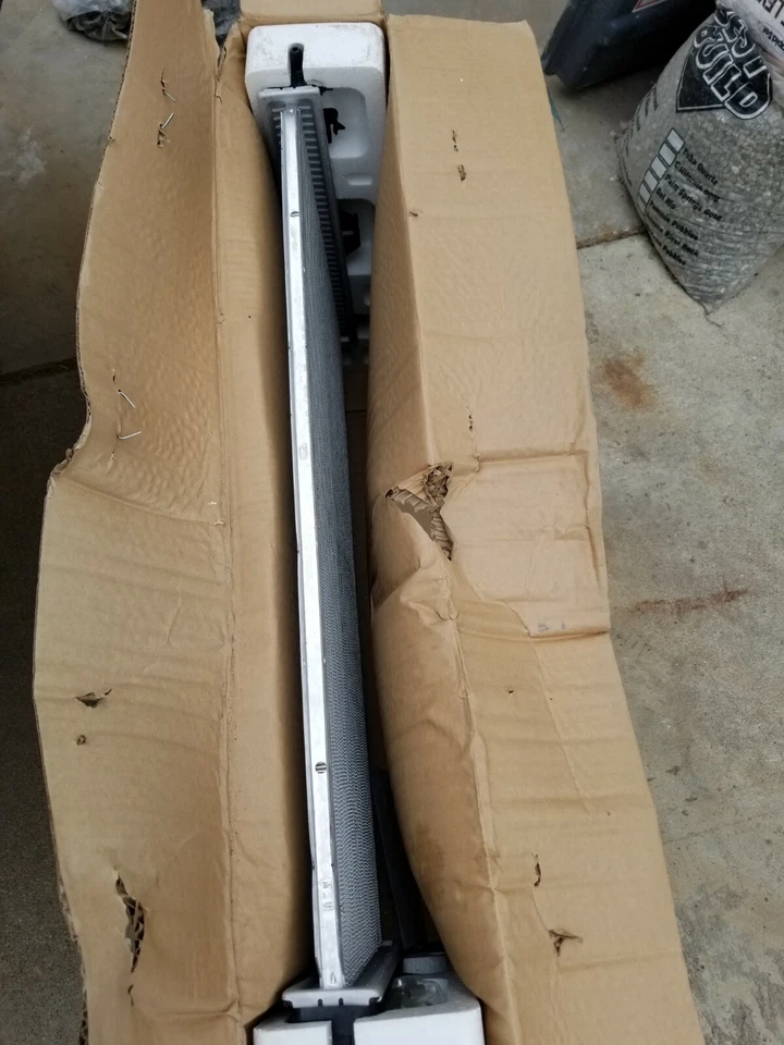 Radiador listo 432297 para Chevrolet Monte Carlo Impala 2000-2005 DPI 2343 Foto 3 de 4