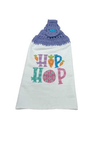 Toalla de plato colgante de Pascua hip hop en letras pastel con zanahorias tapa de ganchillo - Imagen 1 de 5