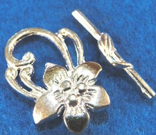 25Sets WHOLESALE Tibetan Silver-Plated Large FLOWER Toggle Clasps Hooks Q0268