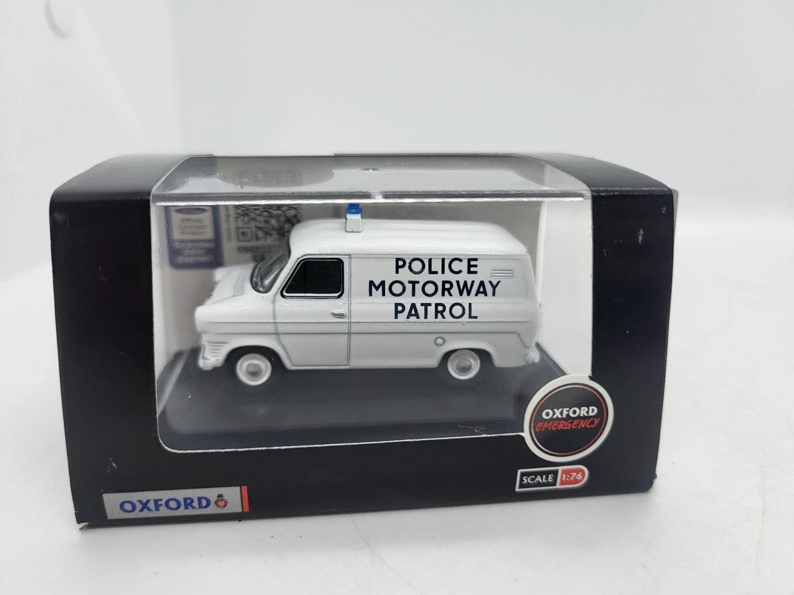 VANS Oxford Emergency 76FT1007 Ford Transit Van Gwent Polizia Autostradale Pattuglia 1:76
