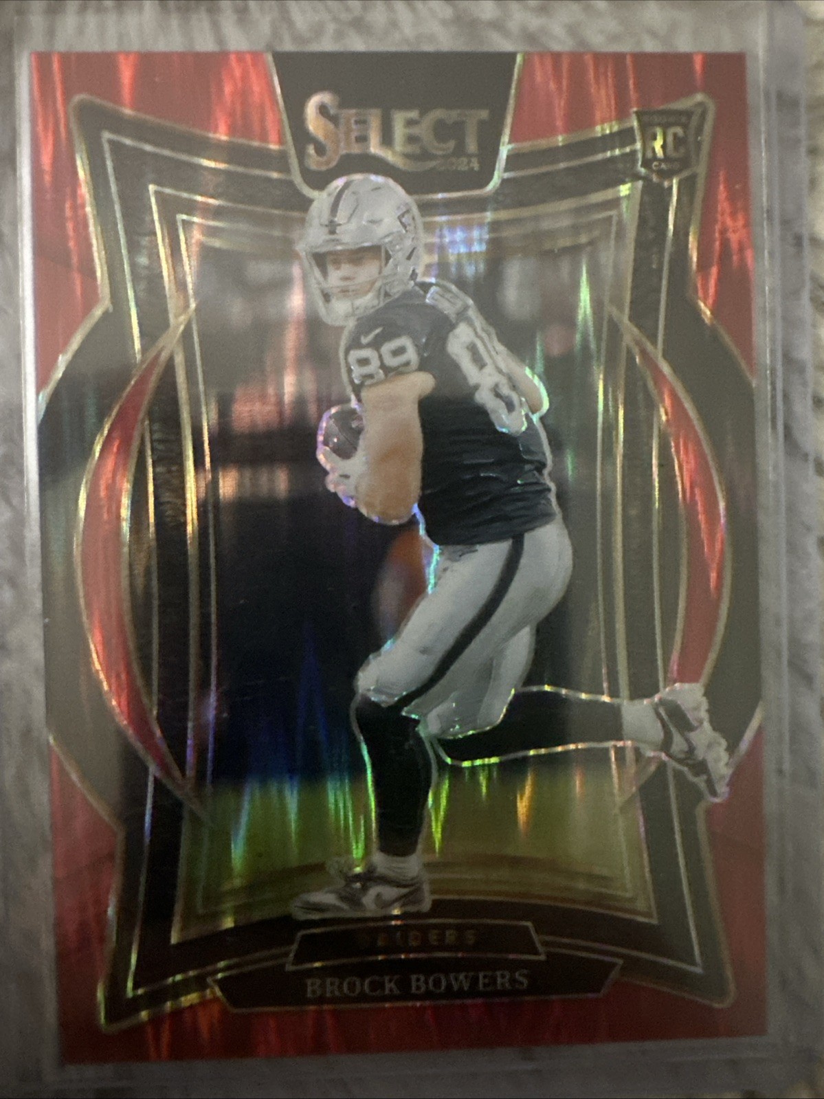 2024 Select - Concourse Brock Bowers #31 Red Shock Prizm (RC) 114/249