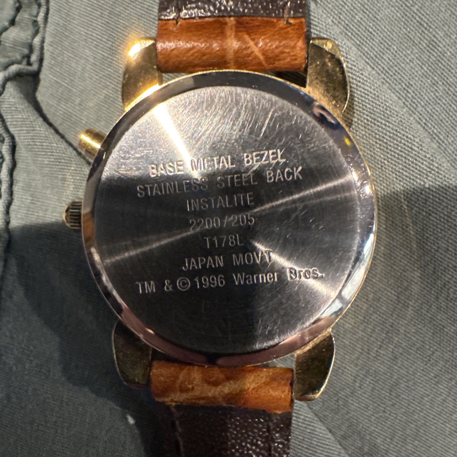 Tweety Bird Ladies Armitron Gold Tone Brown Leather Analog Watch 2200/205 K7