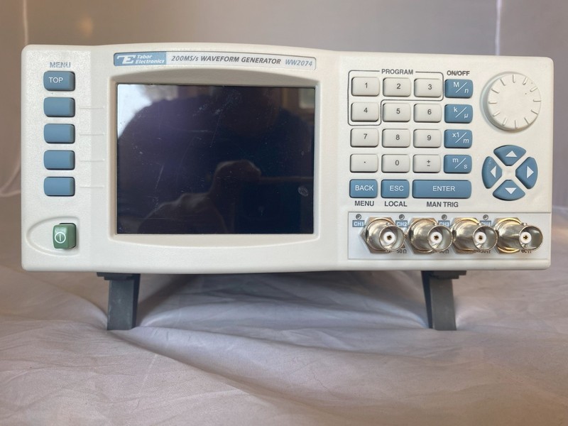 Tabor arbitrary waveform generator, model WW2074, 2 channel, 100µHz up to 50MHz