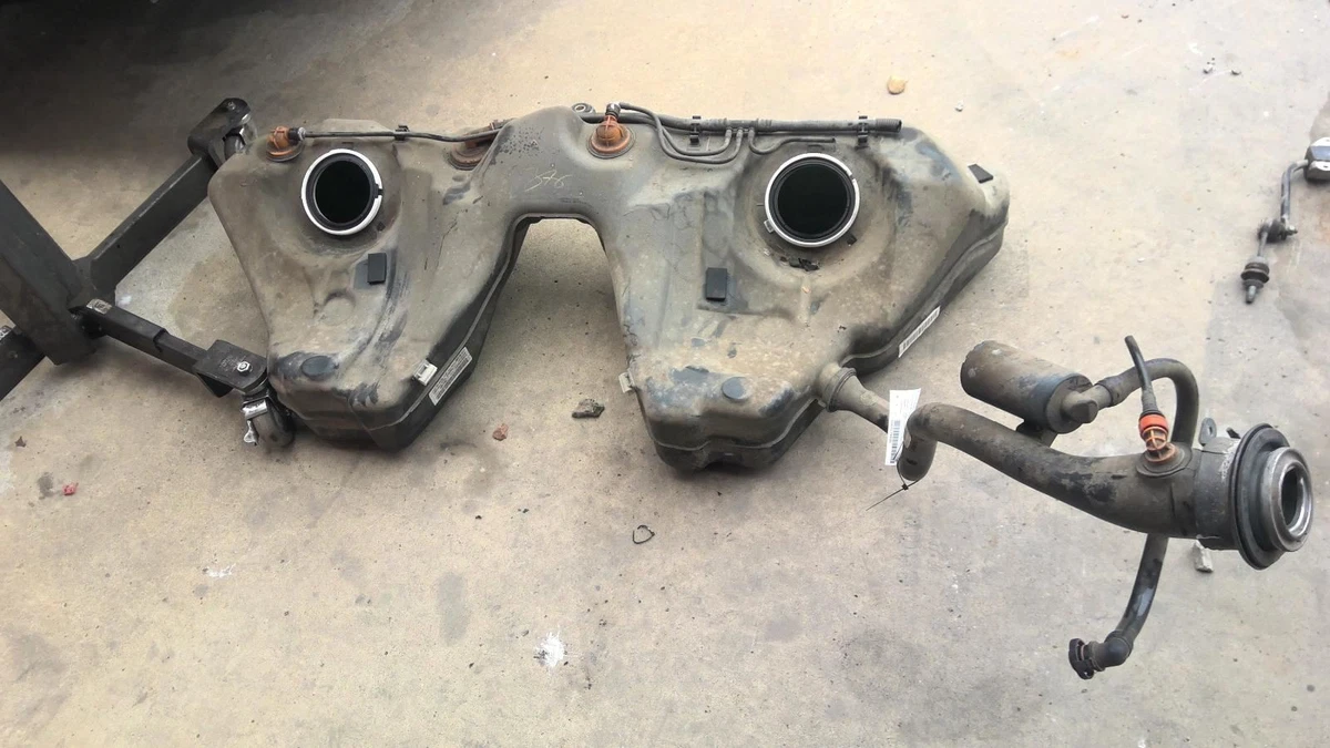 その他    525i BMW 525i Fuel Tank - Genuine OEM | BMW Parts Deal