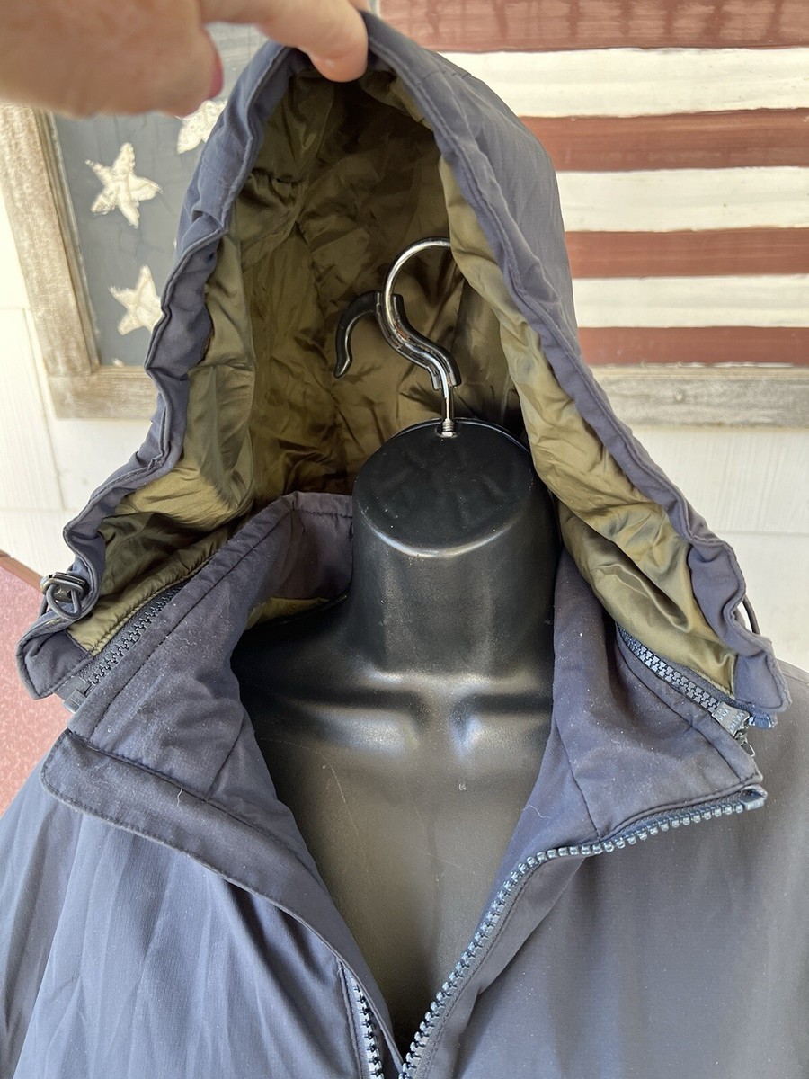 Barbour Whitburn Waterproof Breathable Jacket in Blue- size XL