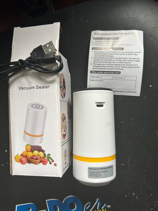 Vacuum Sealer Handheld Automatic Sealing Machine. White