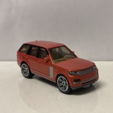 2018 18 Land Range Rover Vogue SE Collectible 1/64 Scale Diecast Diorama Model