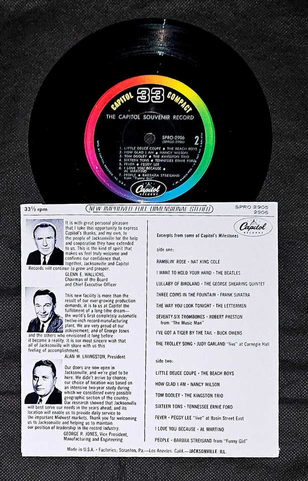 BEATLES MEGA RARE 1965 CAPITOL SOUVENIR RECORD COMPACT 33 SPRO-2905 WITH SLEEVE - Image 2 of 4