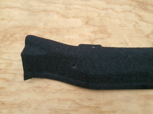 BMW 1 Series E82 E88 2004-2013 Lower Rear Window Frame Trim Panel Cover 6960406 - Picture 2 of 12