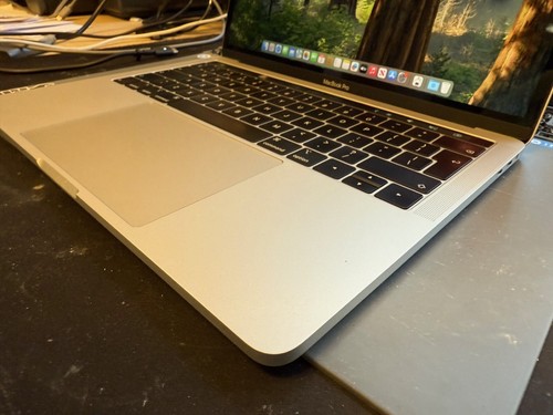 Macbook Pro 2018 13" A1989 i5 8GB Ram 256 GB SSD Silver 60 DAYS Warranty - Picture 2 of 10