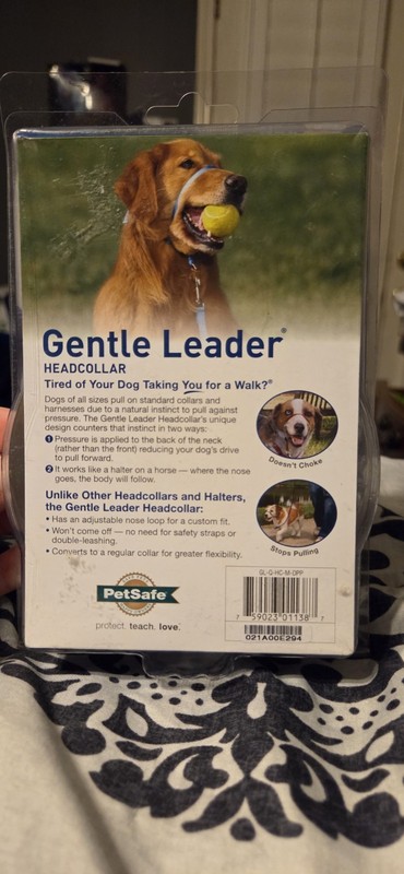 Brand NEW NEVER Opened GENTLE LEADER HEADCOLLAR TRAINONG GUIDE