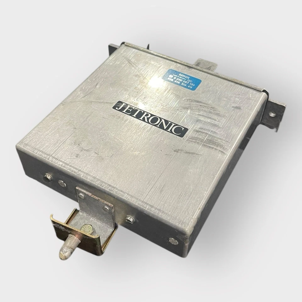Porsche 928 BOSCH JETRONIC 1981-1984 ECM ECU DME 928.618.106.04 y 0-280-002-104 Foto 3 de 4