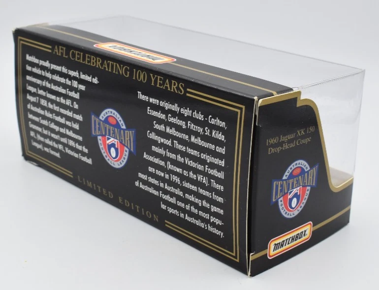 Matchbox Dinky Jaguar XK 150 nero AFL Australia 100 anni. DieCast.... - Immagine 2 di 4