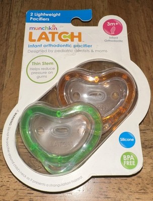 Munchkin LATCH Pacifier, Pack Of 2, 3m + Orthodontic Infant Binky