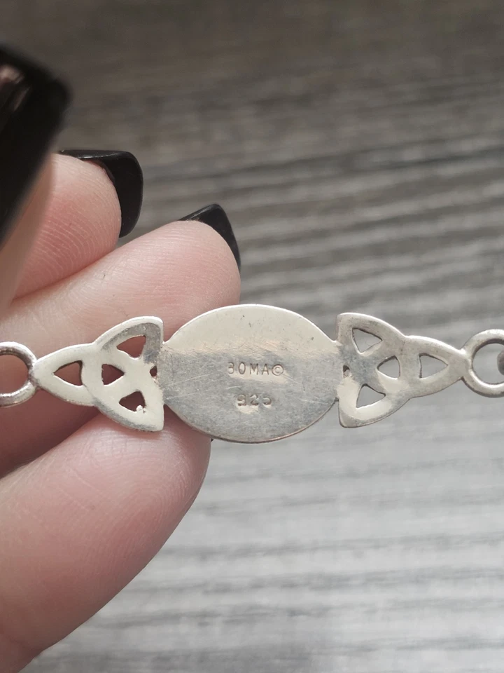 Adorable Vintage Baltic Mother Of Pearl Sterling Silver Bangle Bracelet BP - Image 2 of 4