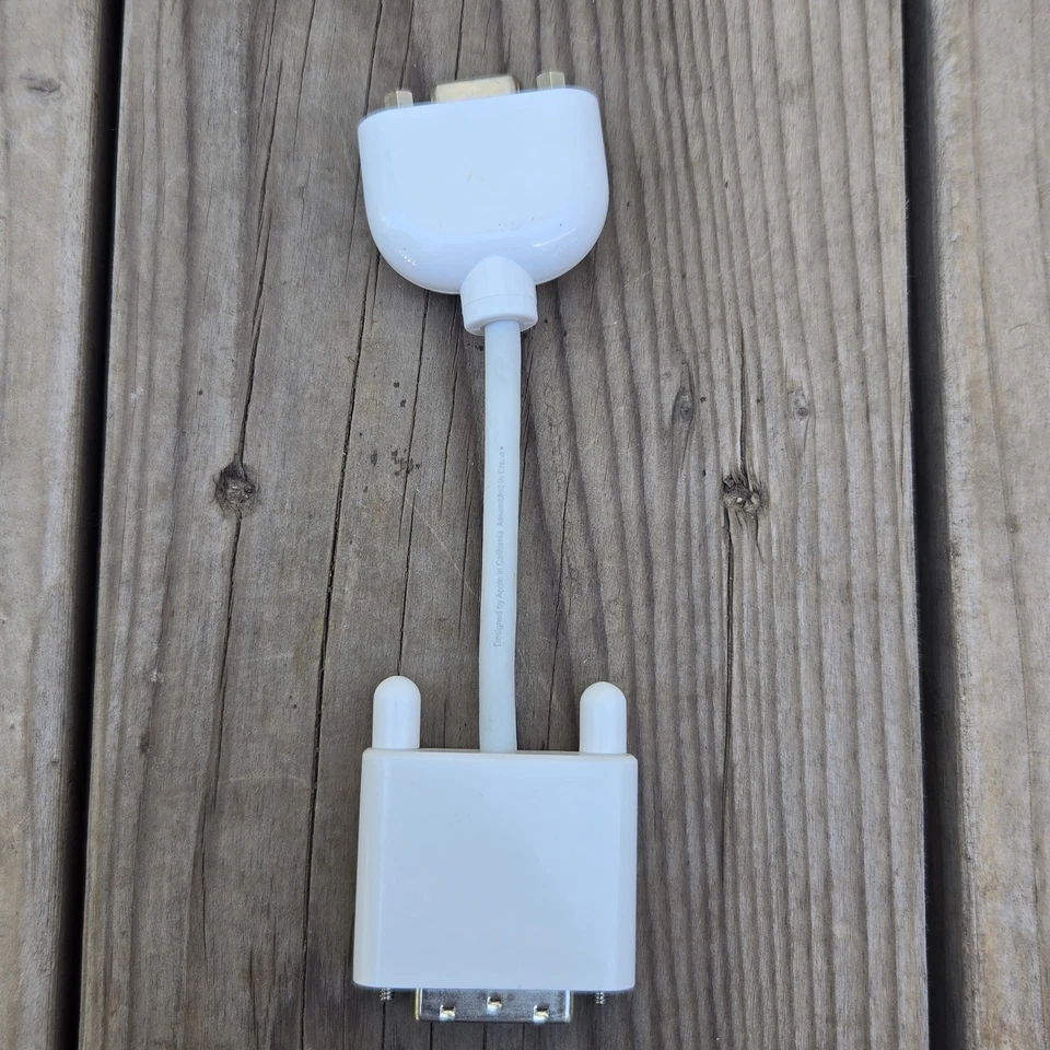 Apple Original OEM Adapter Cable DVI Male to VGA Female  - Image 2 of 4