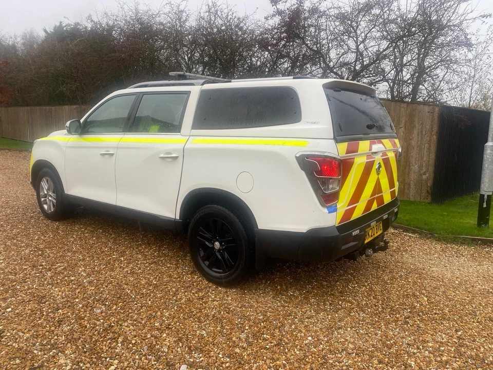 2020 Ssangyong Musso  Saracen Auto Double. Cab Pick Up  4x4 - Image 2 of 4