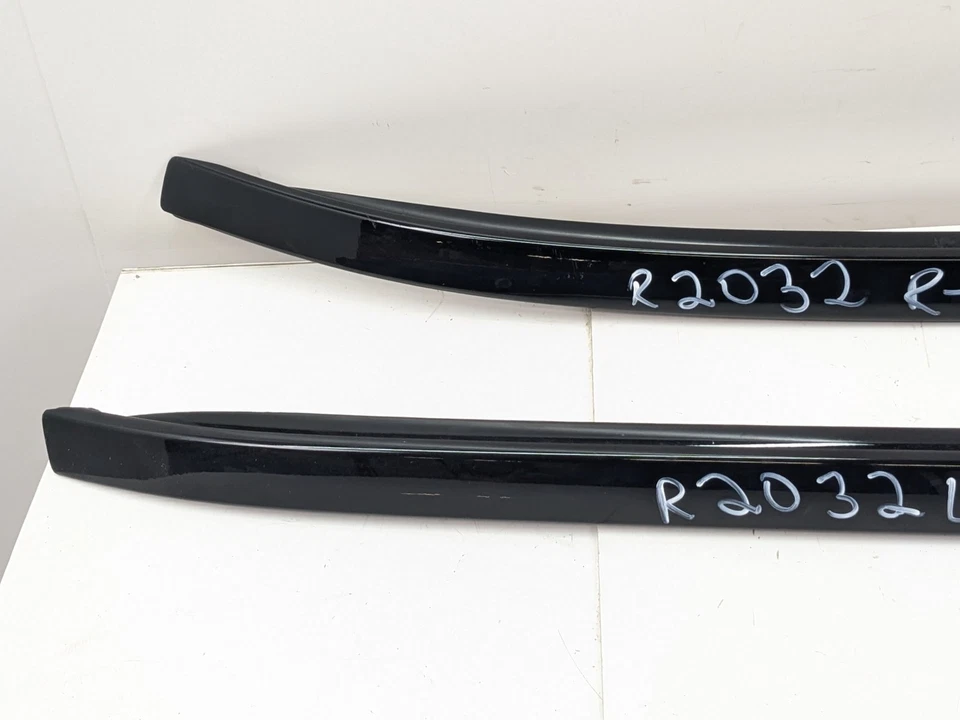 PAR DE MOLDURAS DE BARRA DE RIEL DE TECHO VOLVO XC60 MK2 LADO IZQUIERDO Y DERECHO X2 2024 Foto 4 de 4