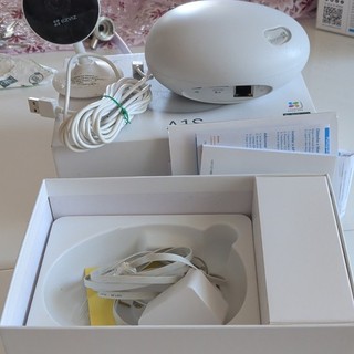 EZVIZ Hub allarme Internet CS A1S 32W con telecamera Wi Fi/Ethernet bianco