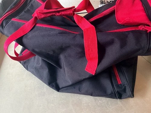 Vintage 1990s Chicago Bulls Duffle Bag NBA Official Licensed Product Travel Bag image 7
