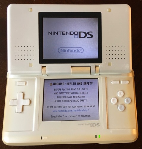Nintendo DS Original Pearl White Handheld System Console - Excellent Mint - Picture 6 of 11