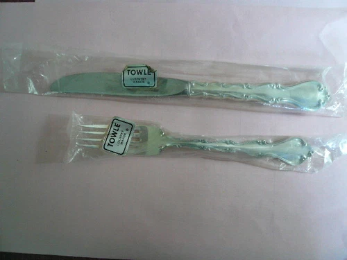 ONE EACH Towle Sterling COUNTRY MANOR 9” Dinner Fork and 7 ½” Dinner Knife 1966