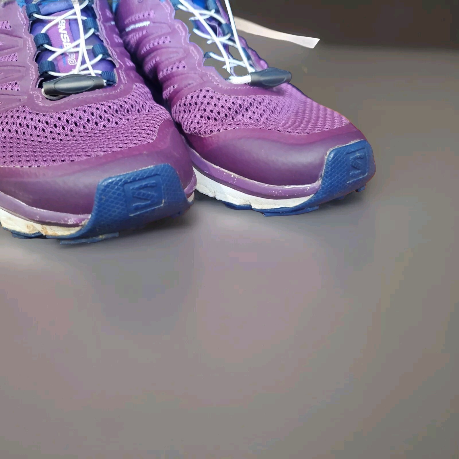 Scarpe da trail running Salomon Vibe Sense Pro Max da donna taglia 10 ortolite