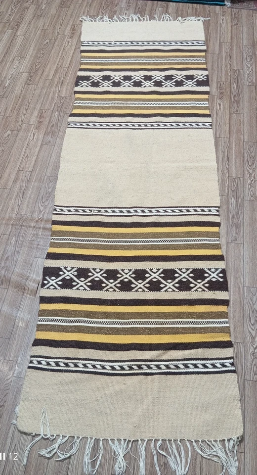 Alfombra Afghani Kilim | Diseño geométrico y a rayas | Pasillo | 6 x 2 pies Foto 3 de 4