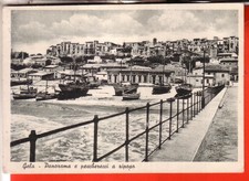 CARTOLINA GELA FG OPACA   VIAGGIATA  1951 PANORAMA E PESCHERECCI A RIPOSO