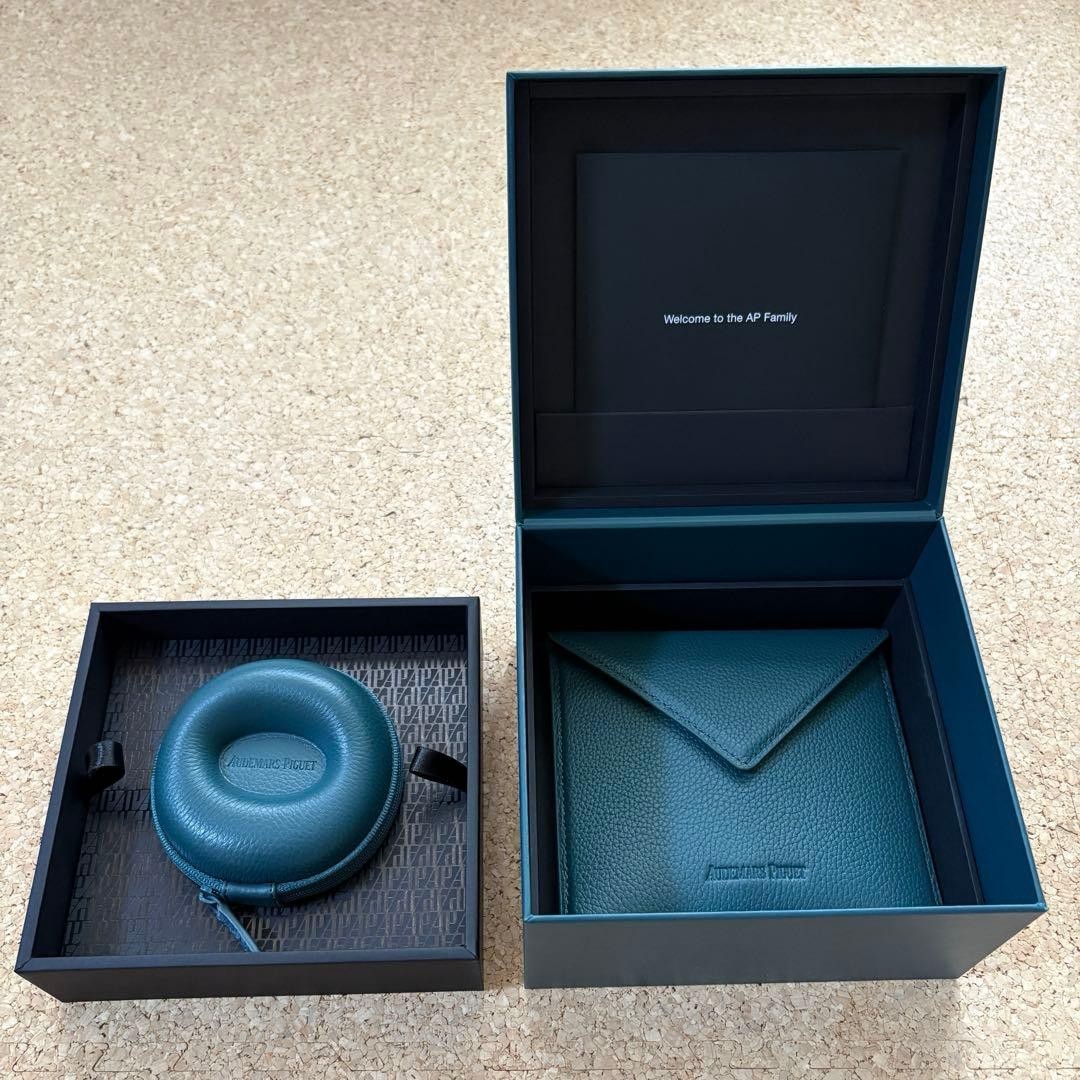 Audemars Piguet Official Travel Leather Case Cleaning Kit Watch