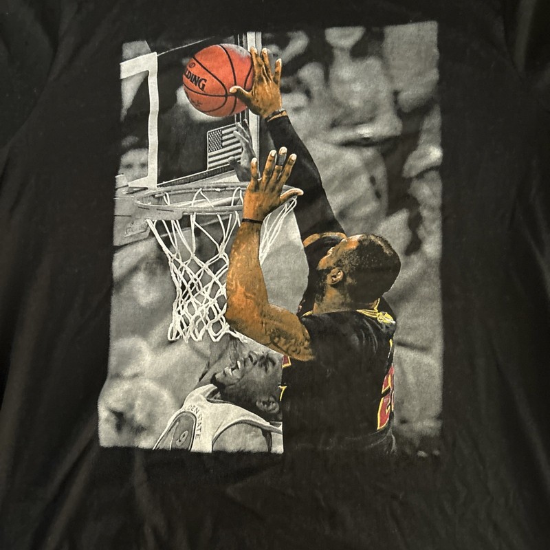 LeBron James The Block! Cleveland Cavaliers The King NBA Basketball L New No Tag