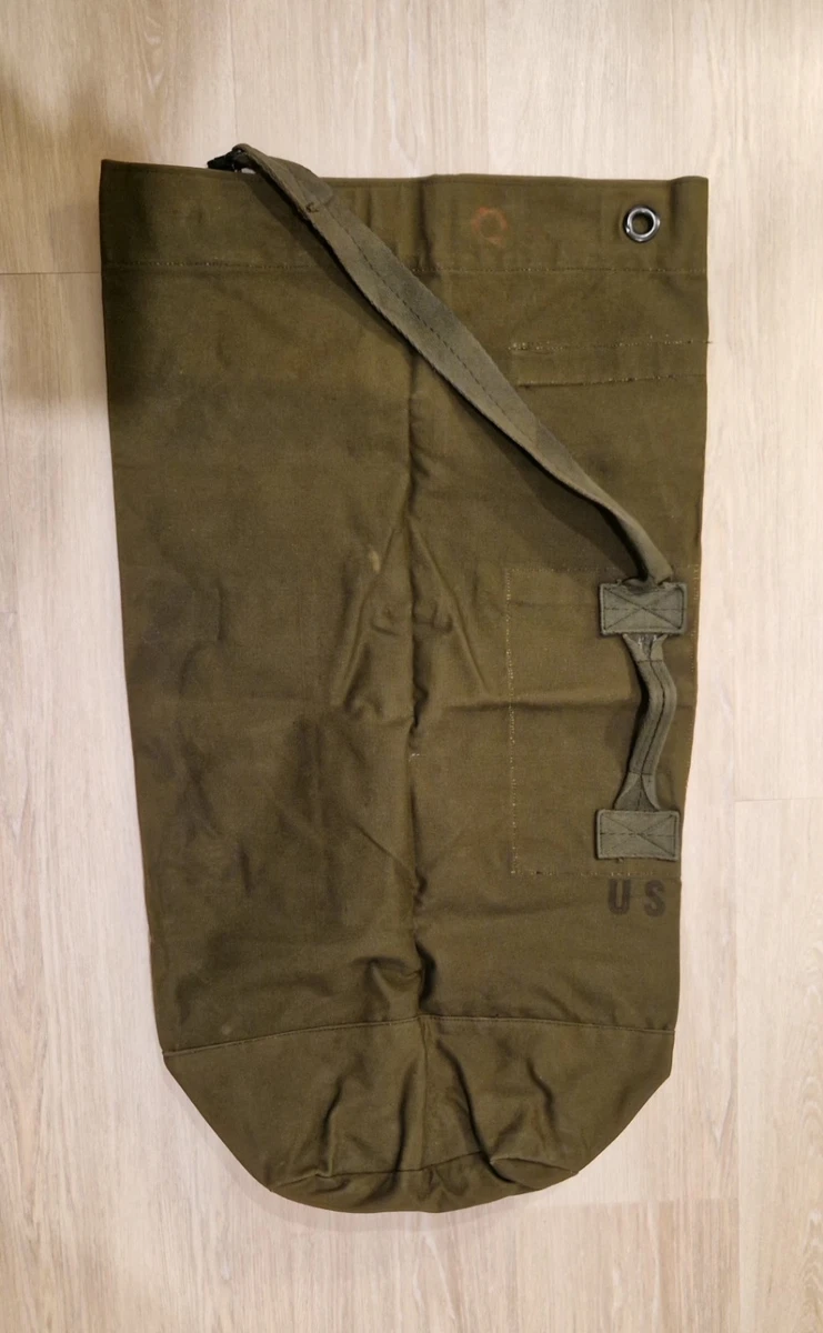 Vintage Army Duffle Bag In Original Vietnam War Personal & Field