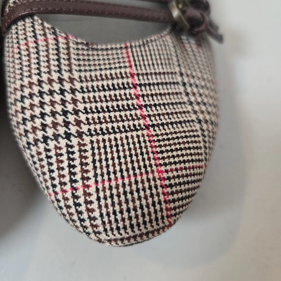 Bandolino Brown Plaid Heels Pumps Womens Size 6.5M Shoes - Image 4 of 4