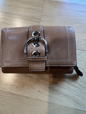 Coach Vintage Soho Buckle Accordion Leather Bifold Wallet Clutch