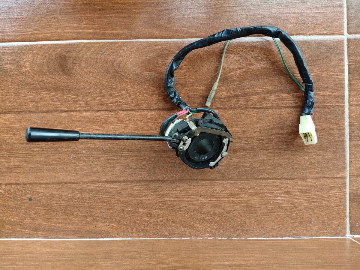 DATSUN 620 J15 Pickup Turn Signal Switch steering column OEM JAPAN